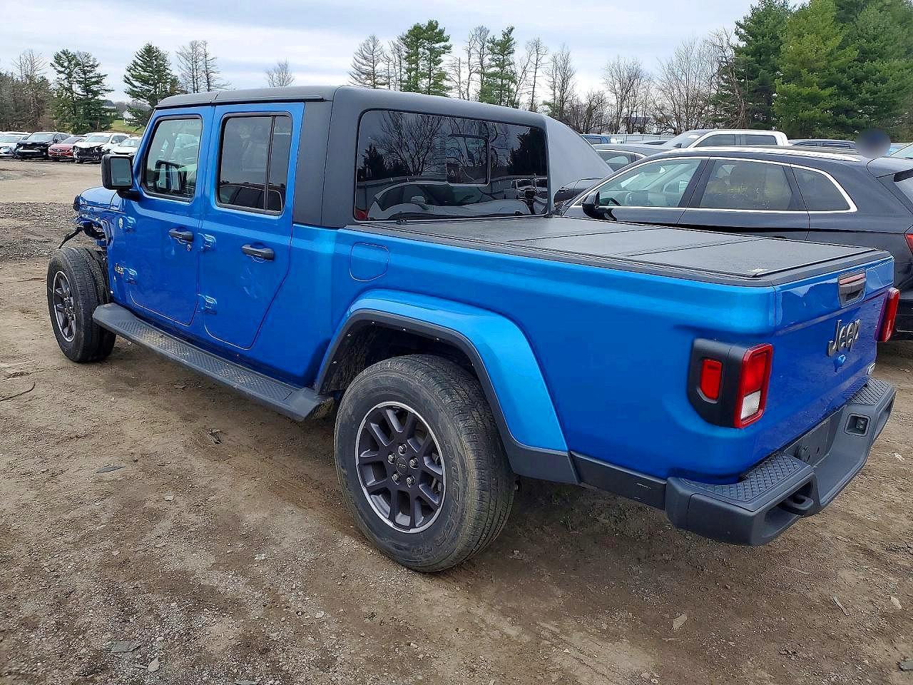 2022 Jeep Gladiator Overland