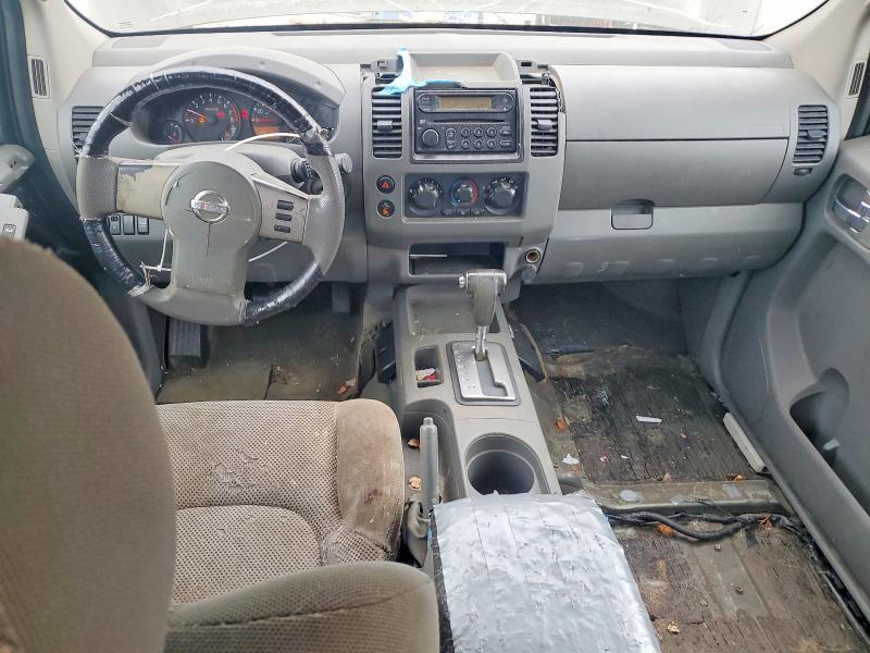 2005 Nissan Frontier SE