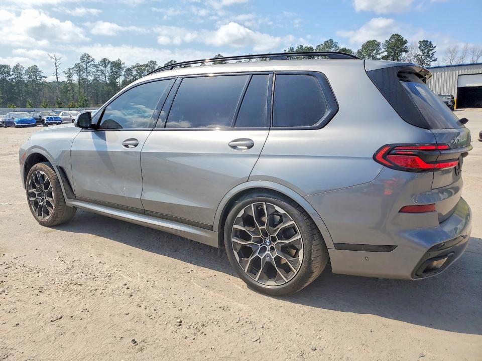 2024 BMW X7 Xdrive40i