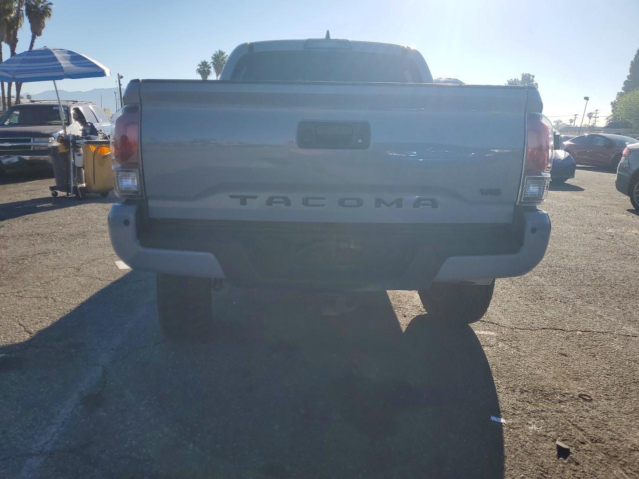 2018 Toyota Tacoma TRD OFF-Road