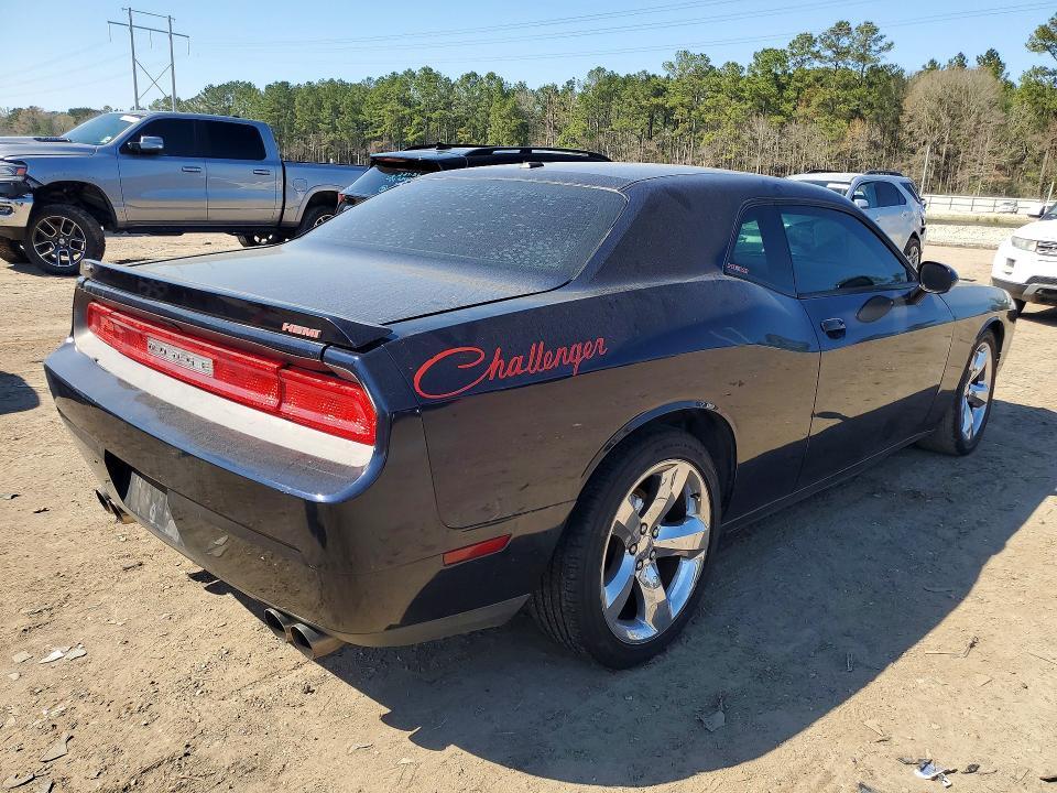 2012 Dodge Challenger r