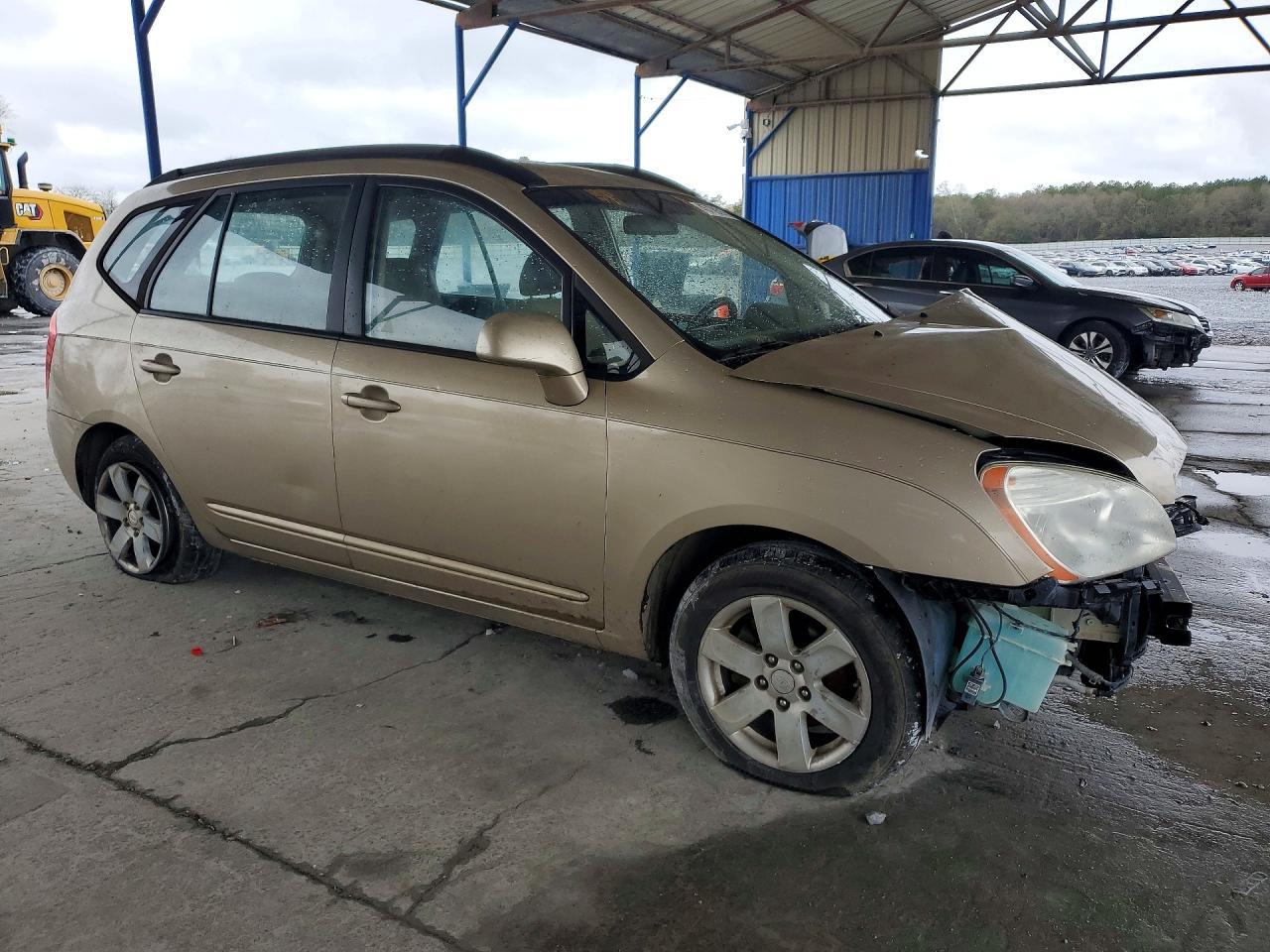 2008 KIA Rondo lx