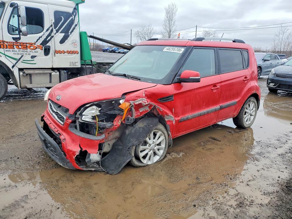 2013 KIA Soul +