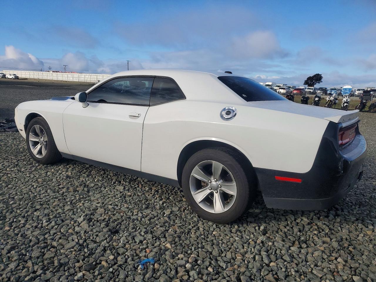 2015 Dodge Challenger sxt
