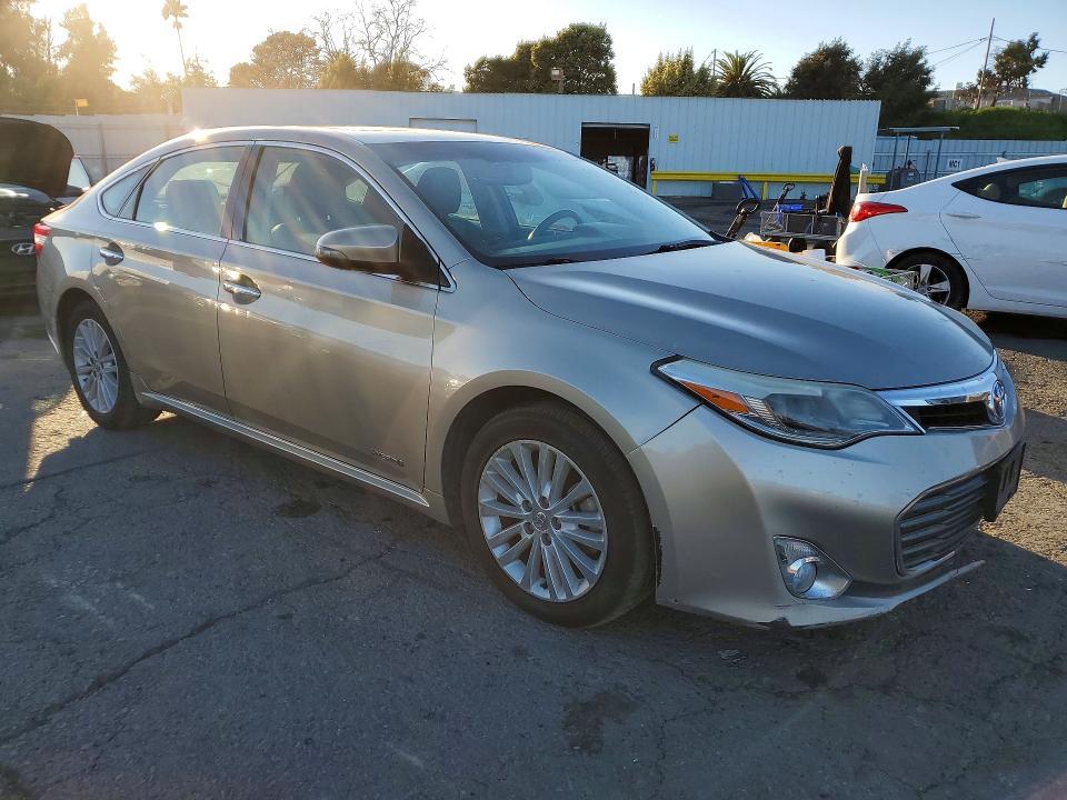 2013 Toyota Avalon Hybrid Limited