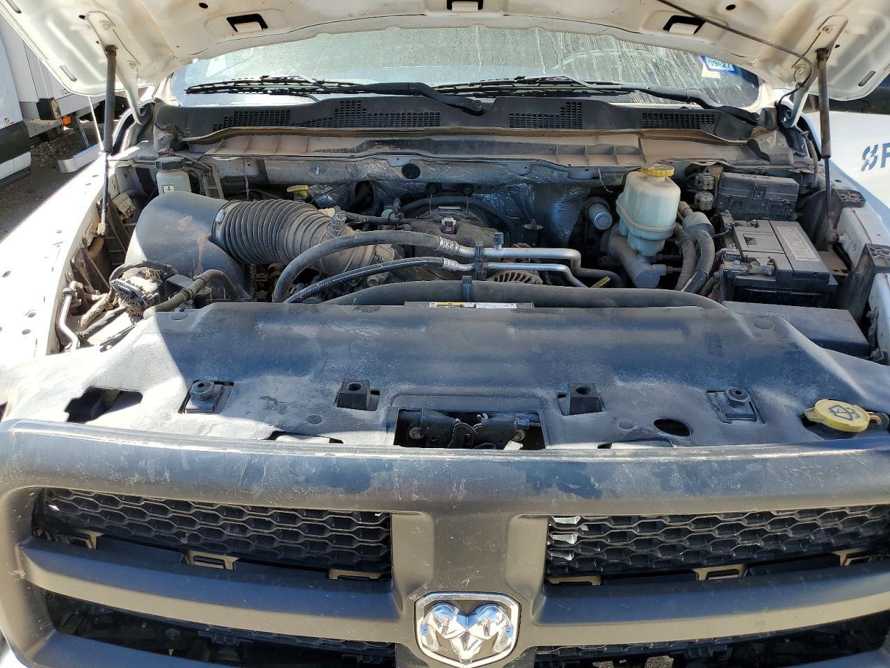 2017 Dodge RAM 5500 Flatbed Truck