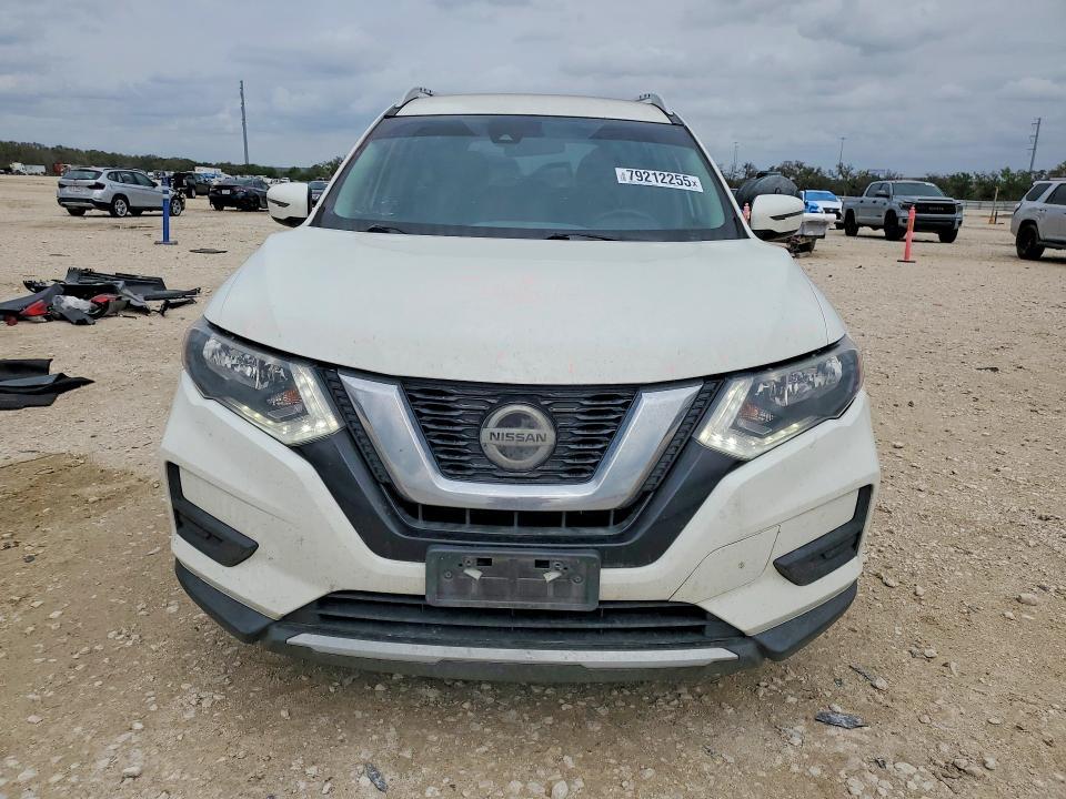 2019 Nissan Rogue sv