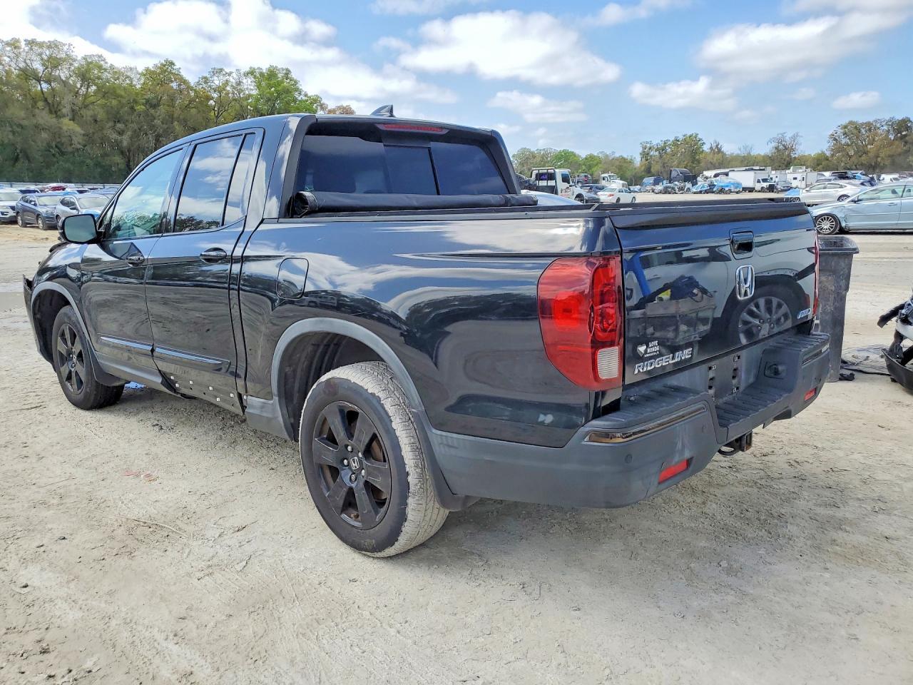 2018 Honda Ridgeline Black Edition