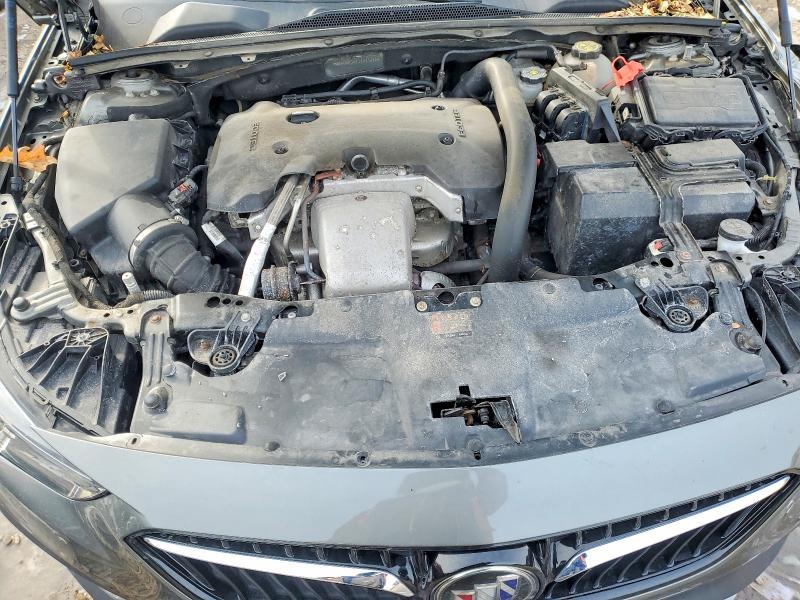 2018 Buick Regal Tourx Essence