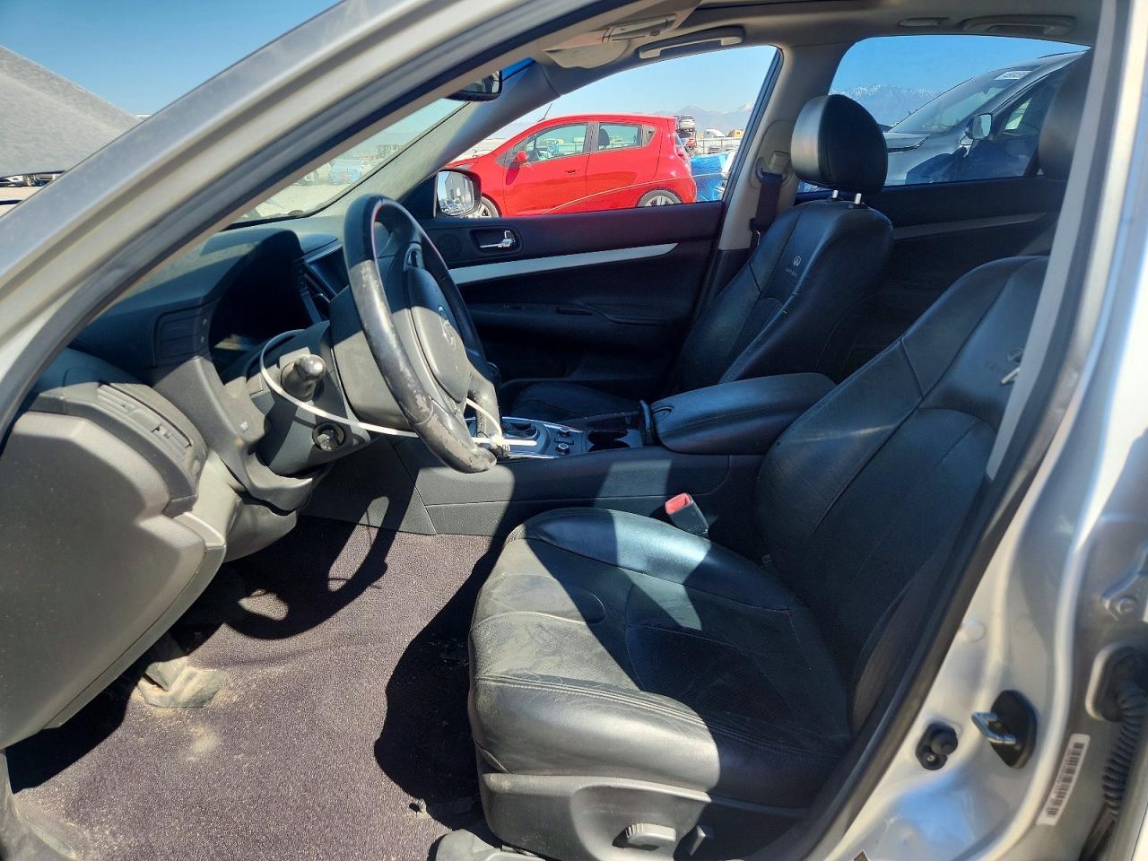 2011 Infiniti G37 Sedan x