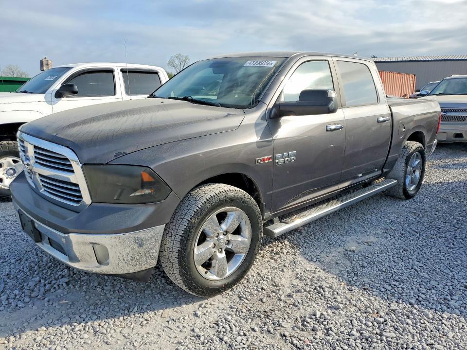 2015 Dodge RAM 1500 SLT