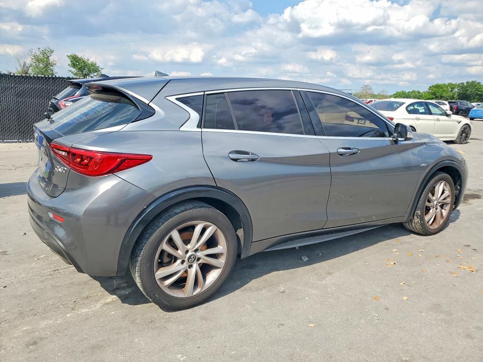 2017 Infiniti Qx30 Base