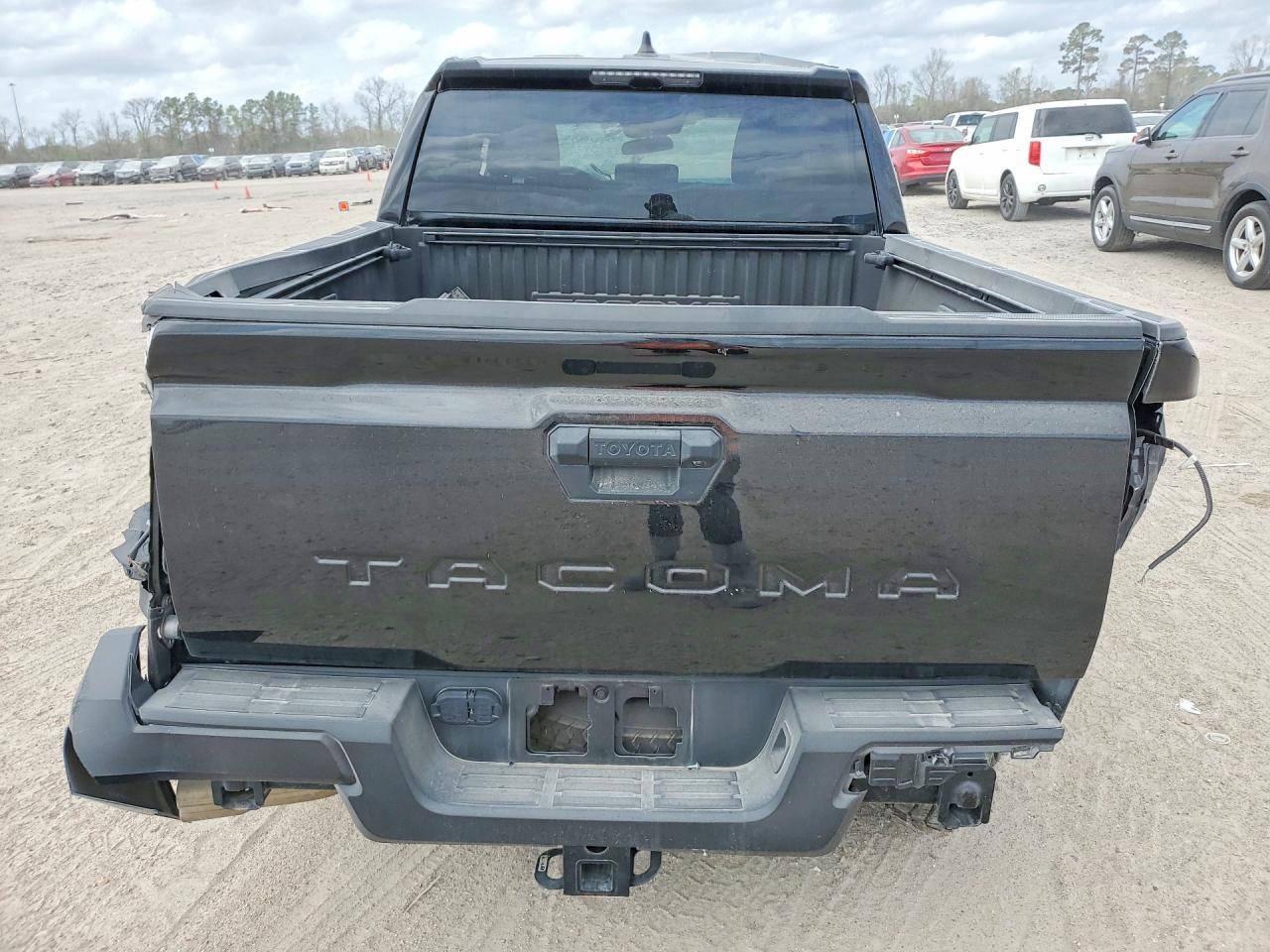 2025 Toyota Tacoma SR