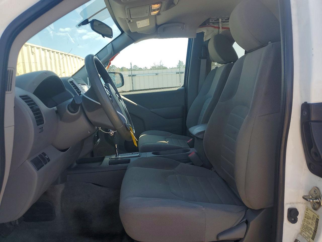 2017 Nissan Frontier S