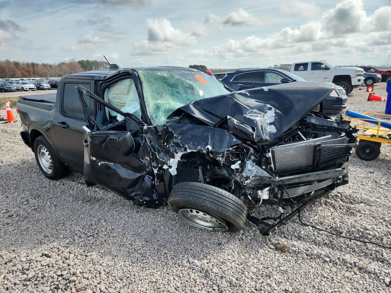 2025 Ford Maverick XL