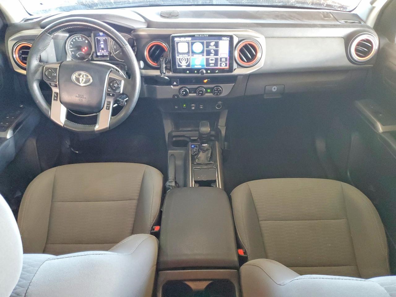 2018 Toyota Tacoma SR5 V6