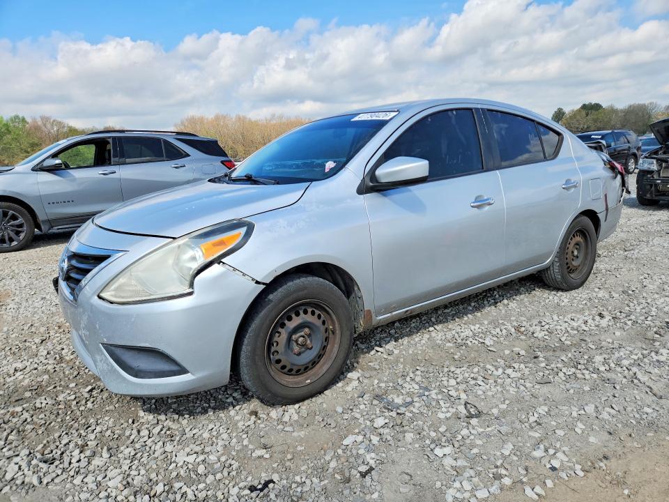2015 Nissan Versa 1.6 sv