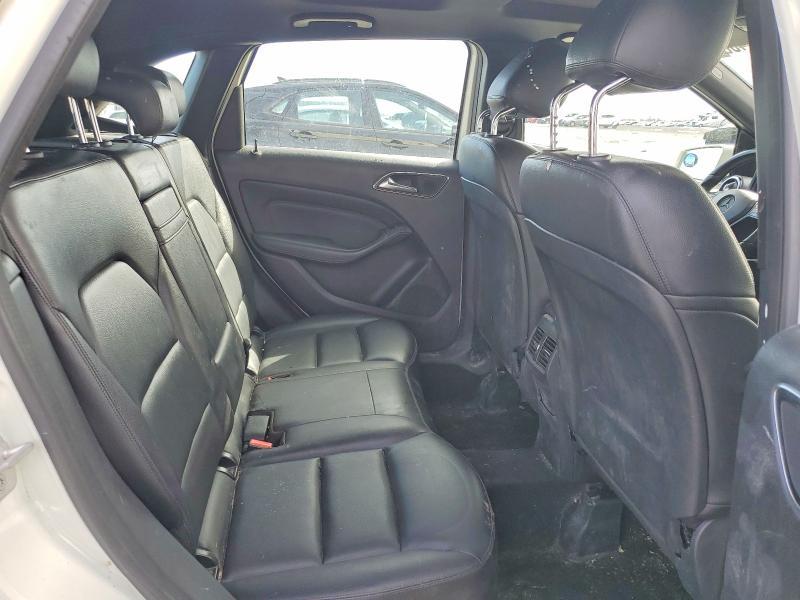 2014 Mercedes-Benz B250