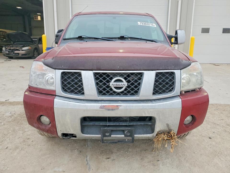 2005 Nissan Titan XE