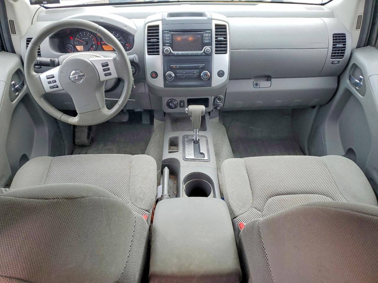 2016 Nissan Frontier SV