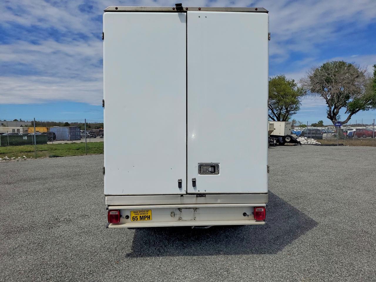 2020 Ford Transit Delivery Truck