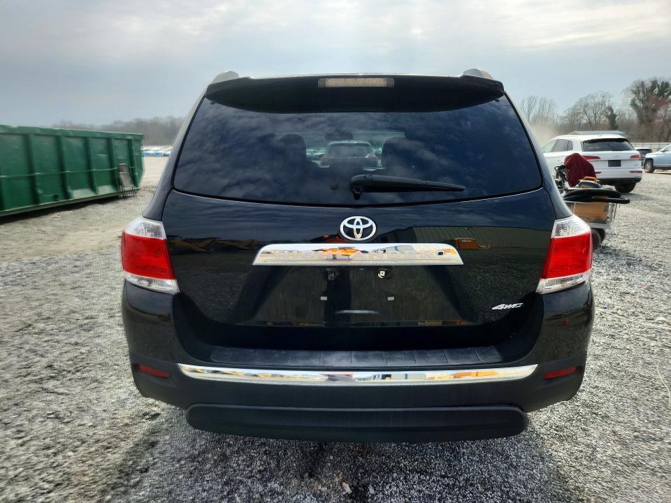 2013 Toyota Hilndr B/+