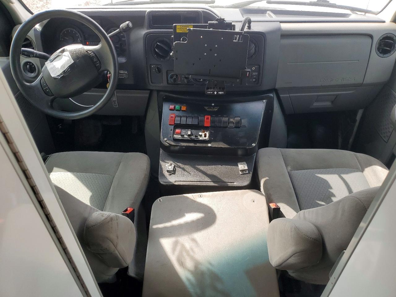 2012 Ford E350 Ambulance