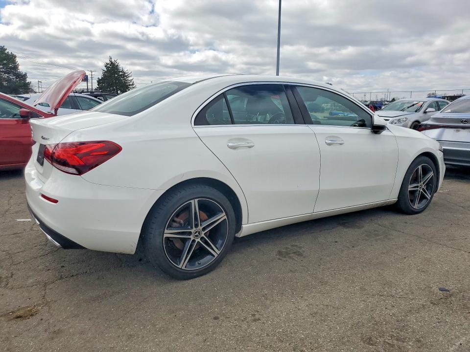 2021 Mercedes-Benz A 220 4matic