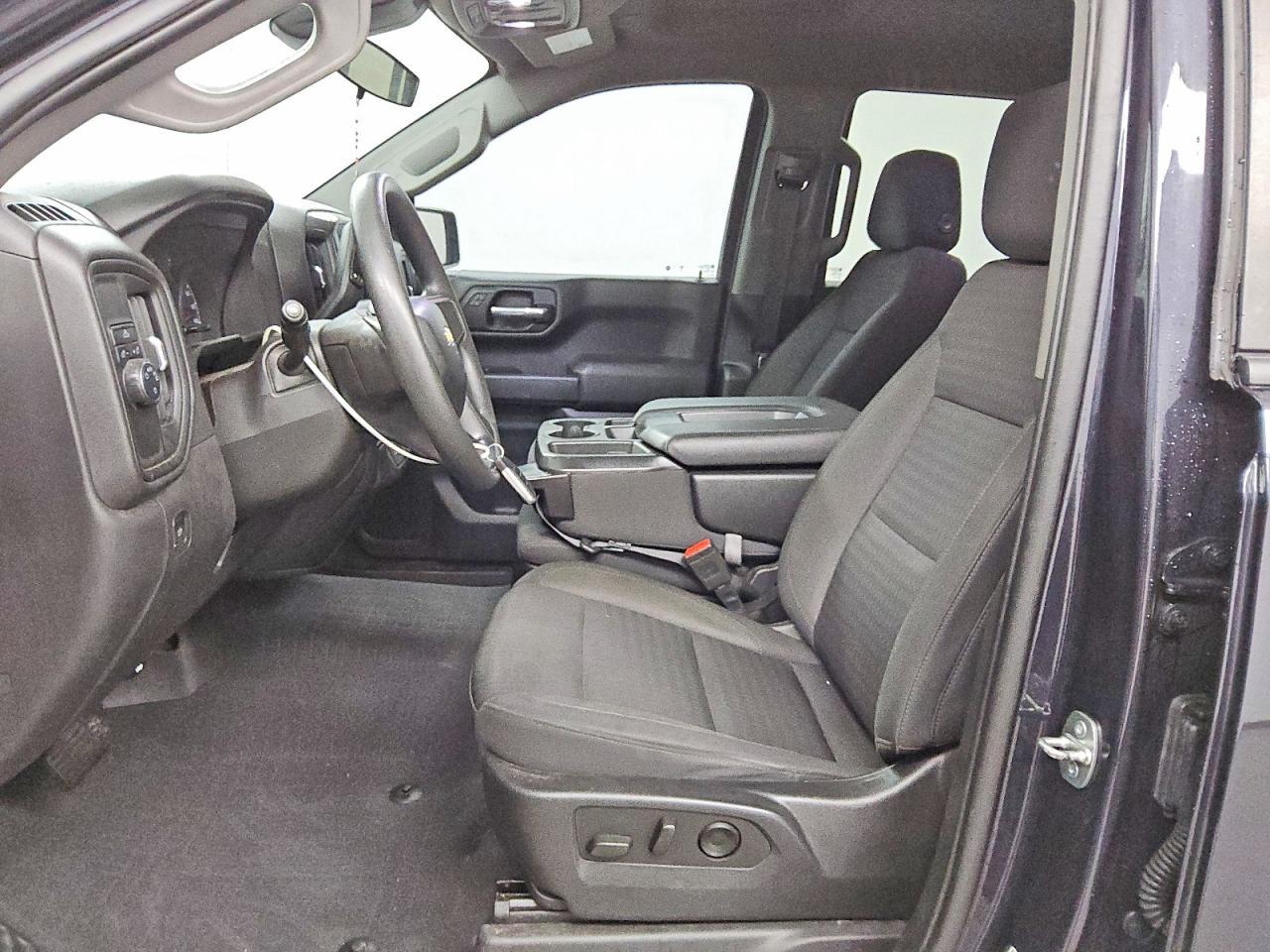 2023 Chevrolet Silverado C1500 Custom
