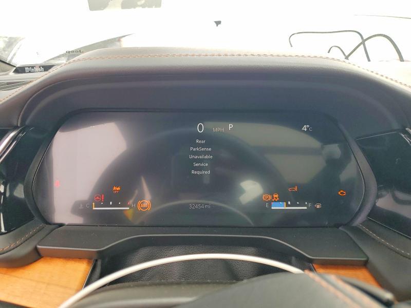 2022 Jeep Grand Cherokee Summit