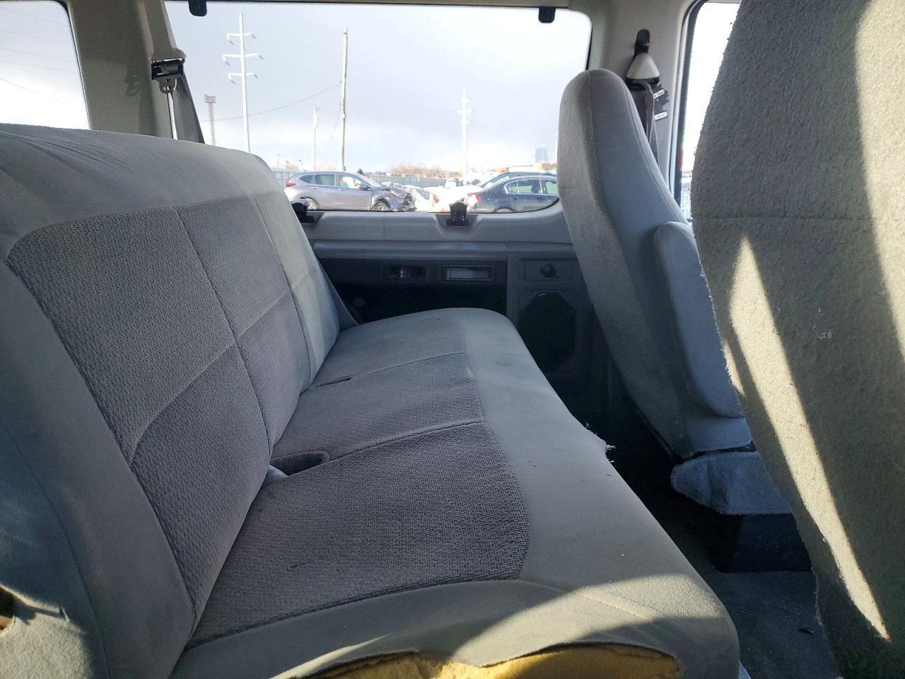 2006 Ford Econoline E350 Super Duty Wagon