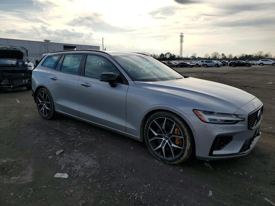 2024 Volvo V60 Polestar Engineered