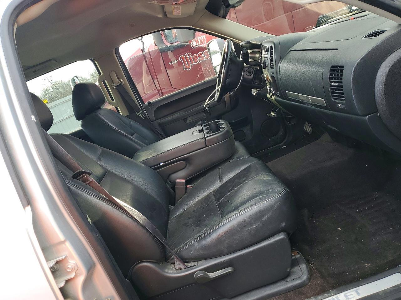 2014 Chevrolet Silverado K3500 LT