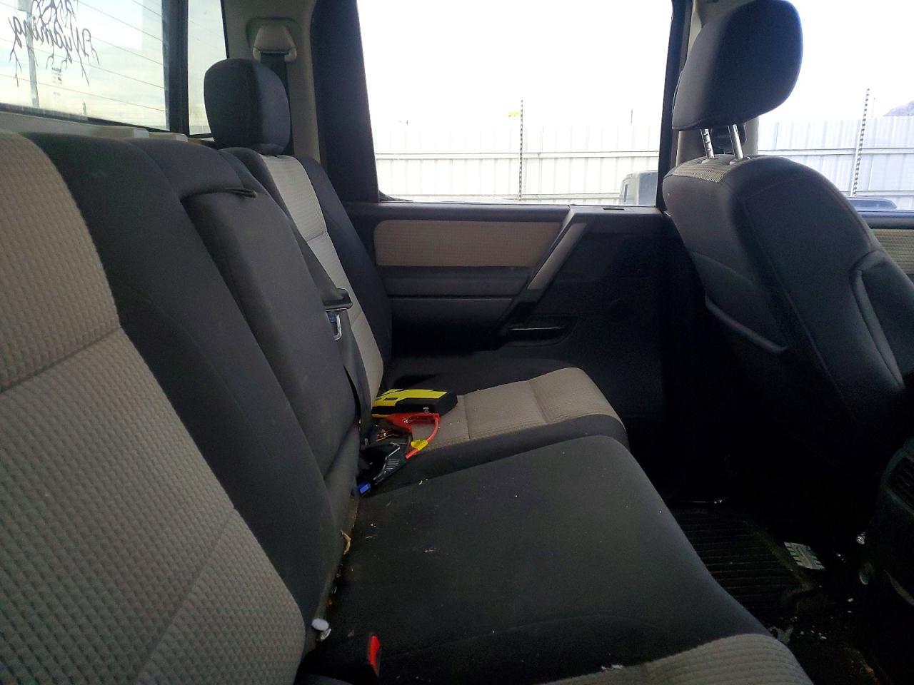 2009 Nissan Titan XE