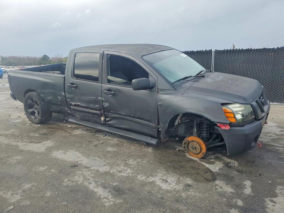 2010 Nissan Titan SE