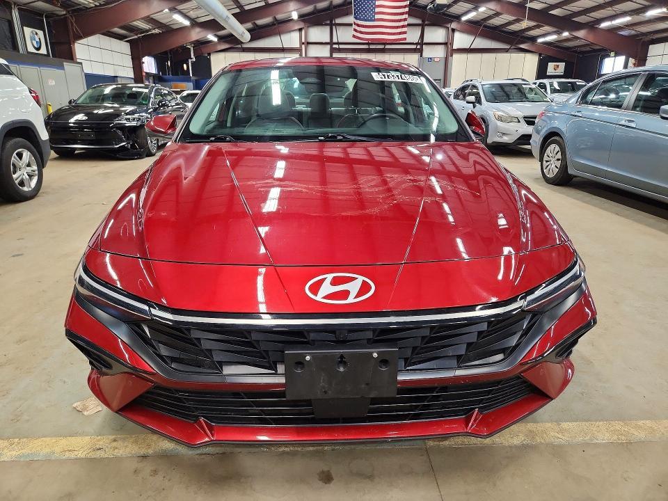 2024 Hyundai Elantra Limited