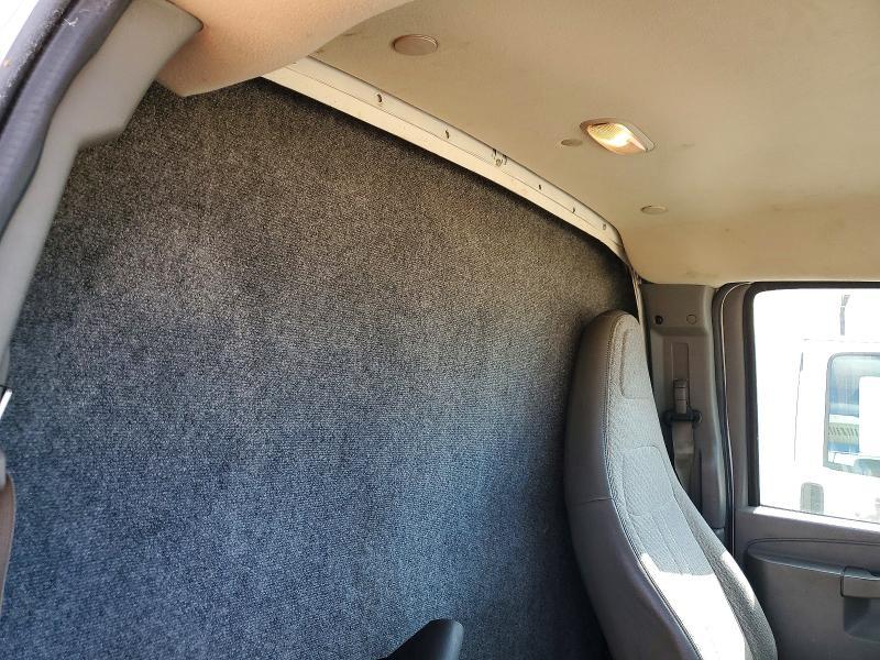 2016 Chev Rolet Express Refrigerated BOX Truck