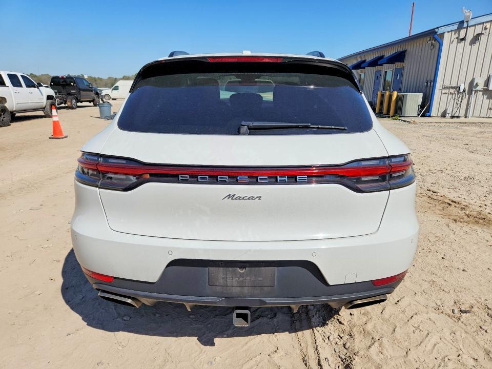 2020 Porsche Macan