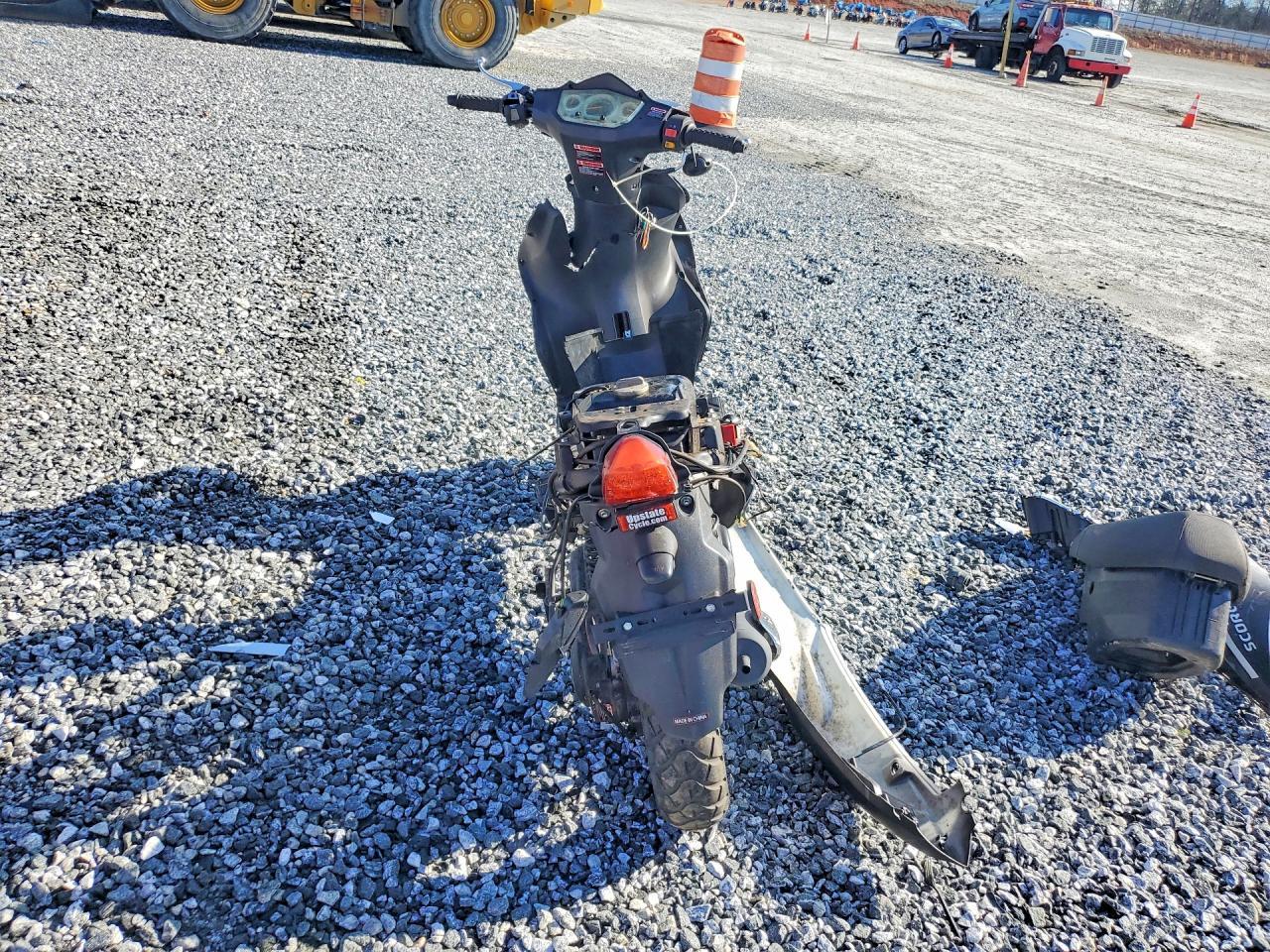2023 Hyos Scorch Moped