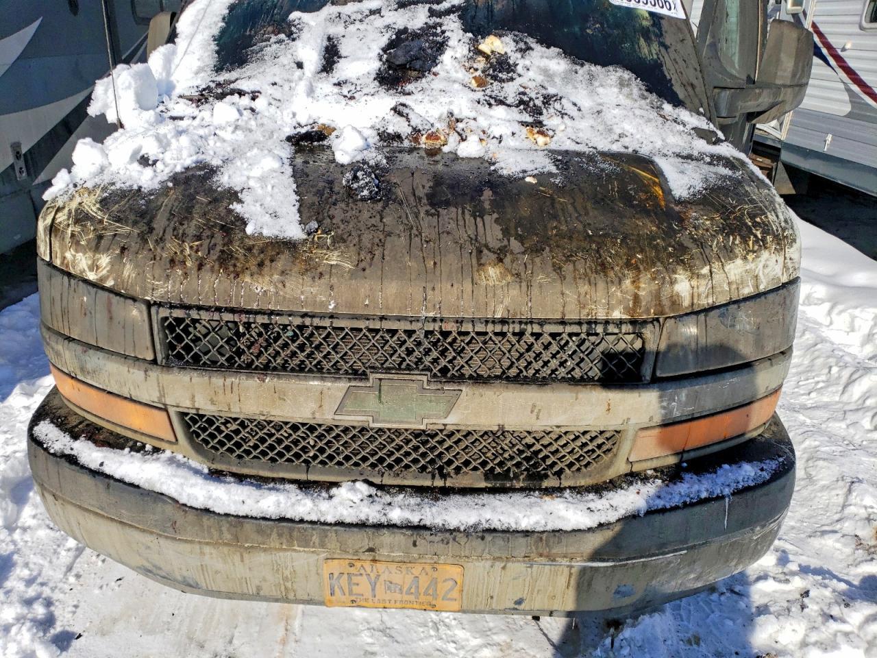 2021 Chev Rolet Express box Truck