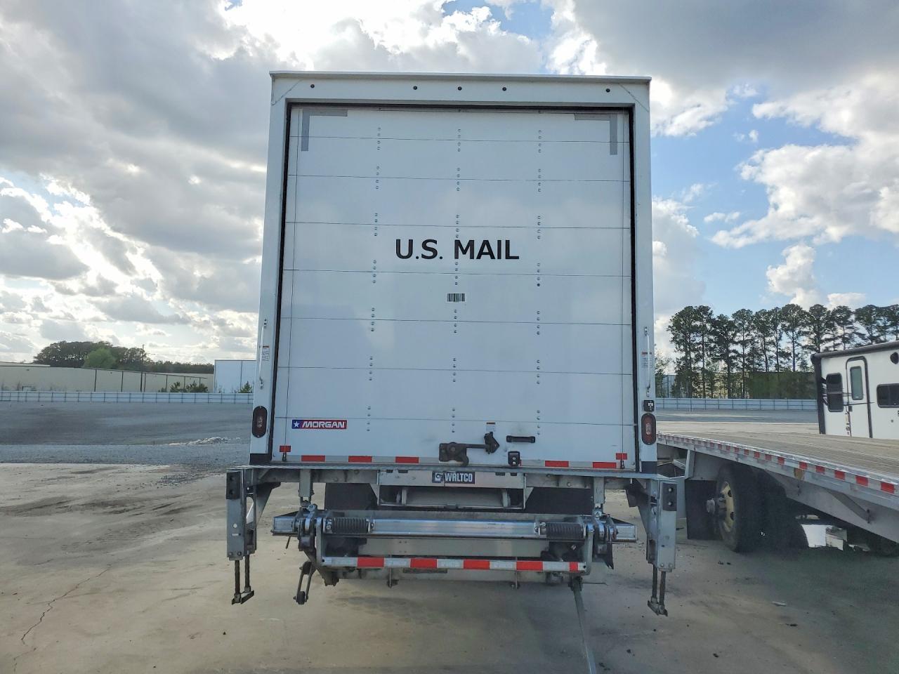 2024 Freigliner 2024 Freightliner Business Class M2 BOX Truck