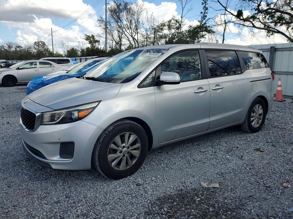 2017 KIA Sedona lx