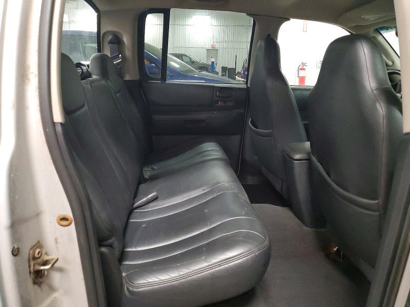 2001 Dodge Dakota Quattro