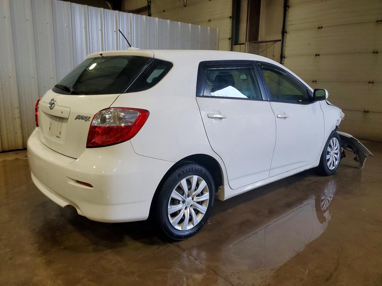 2009 Toyota Matrix Base