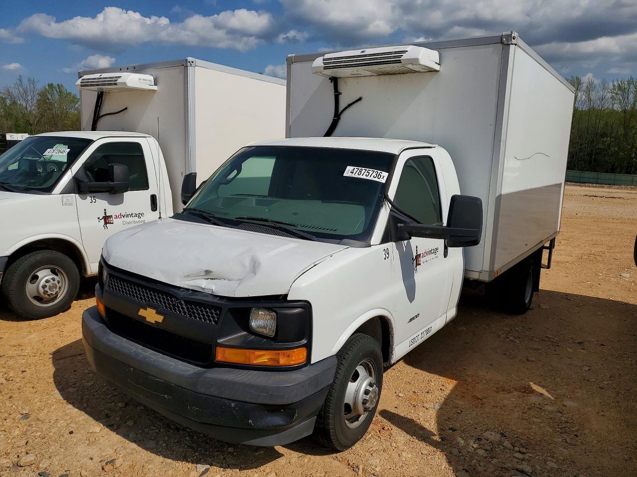 2017 Chev Rolet Express Refrigerated BOX Truck
