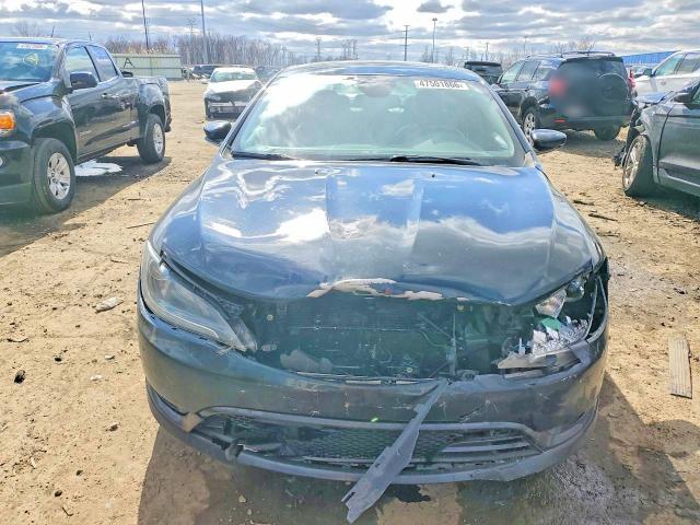 2015 Chrysler 200 c