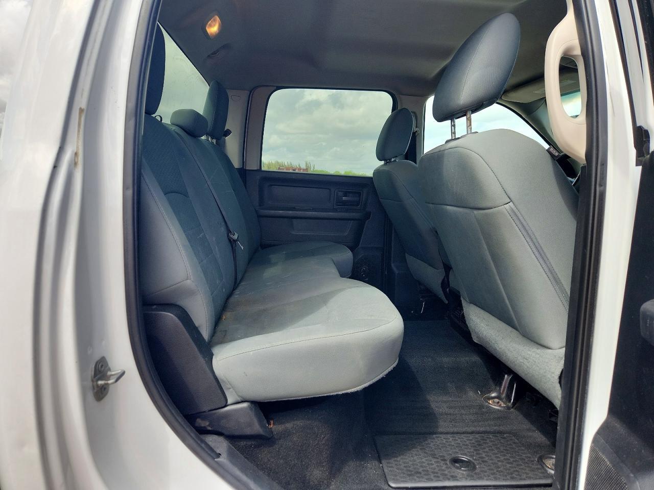 2015 Dodge RAM 2500 ST