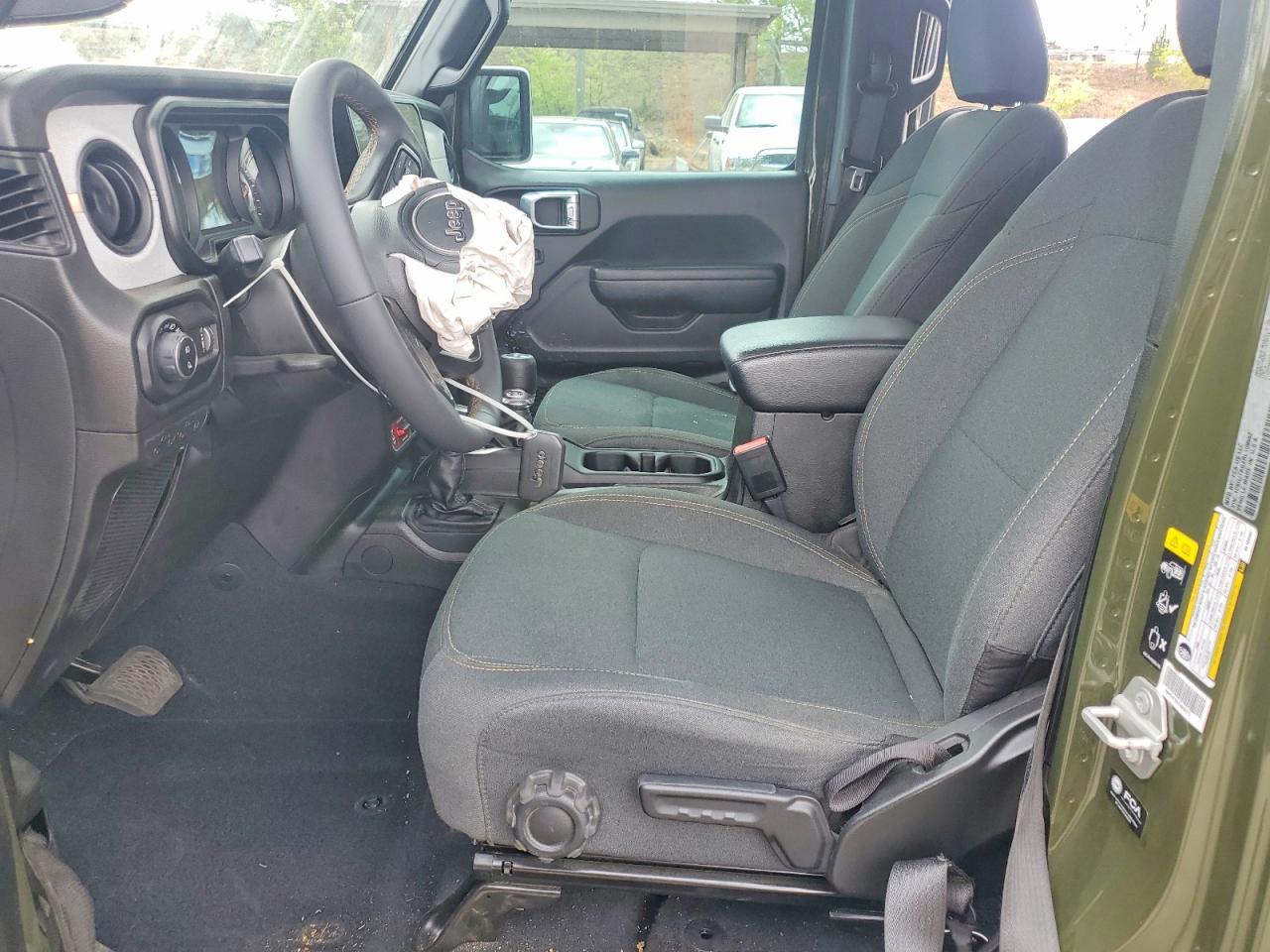 2024 Jeep Gladiator Sport