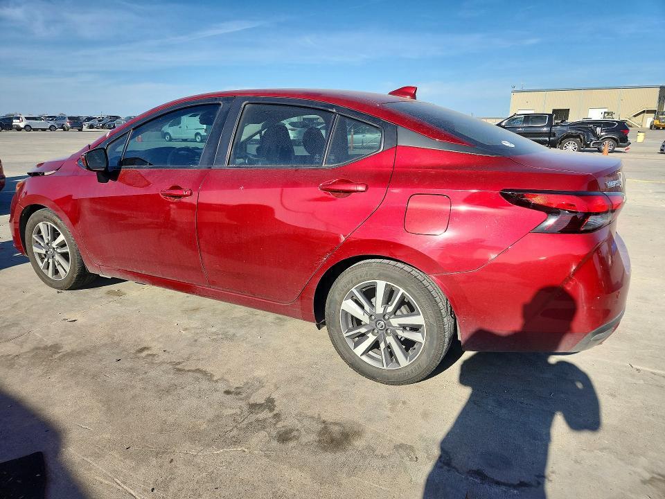 2020 Nissan Versa sv
