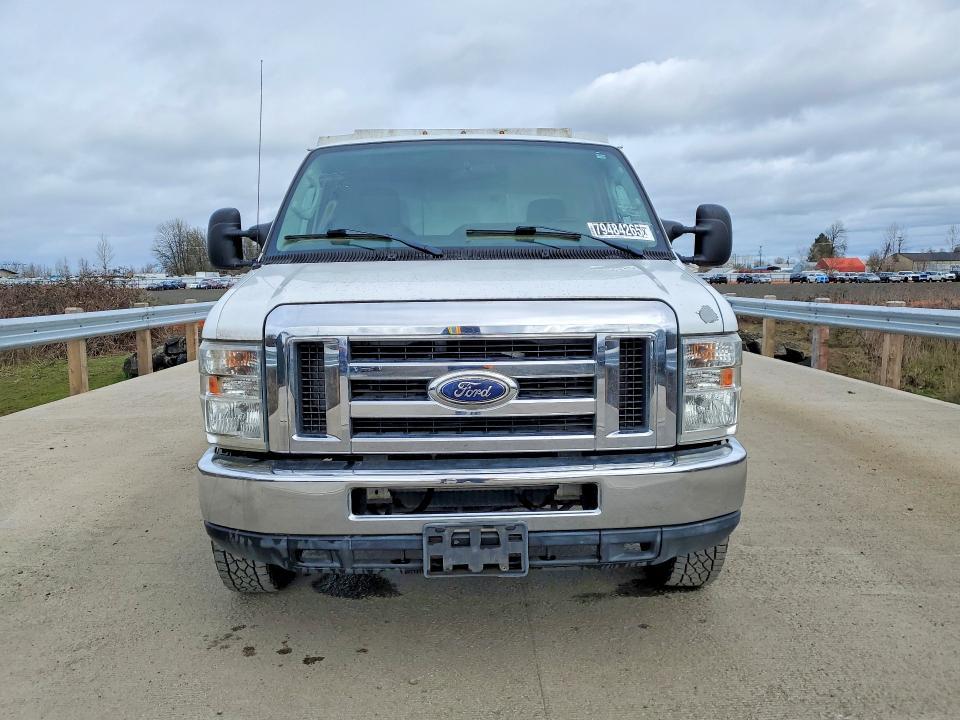 2014 Ford E350 Utility / Service Truck